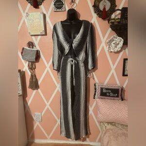 Elan Black & White Pants Set